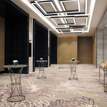 Courtyard By Marriott Zhengzhou Airport Hotel Exterior foto